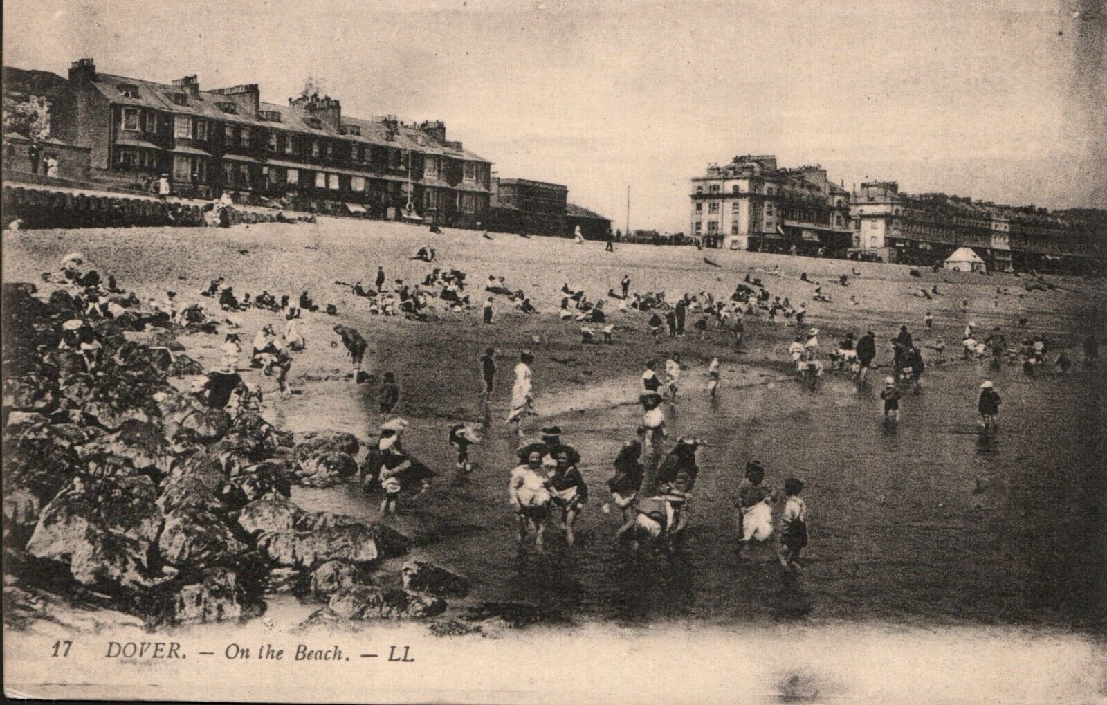 Postcard Dover On The Beach LL England UK Carte Postale Levy Fils & Cie Paris