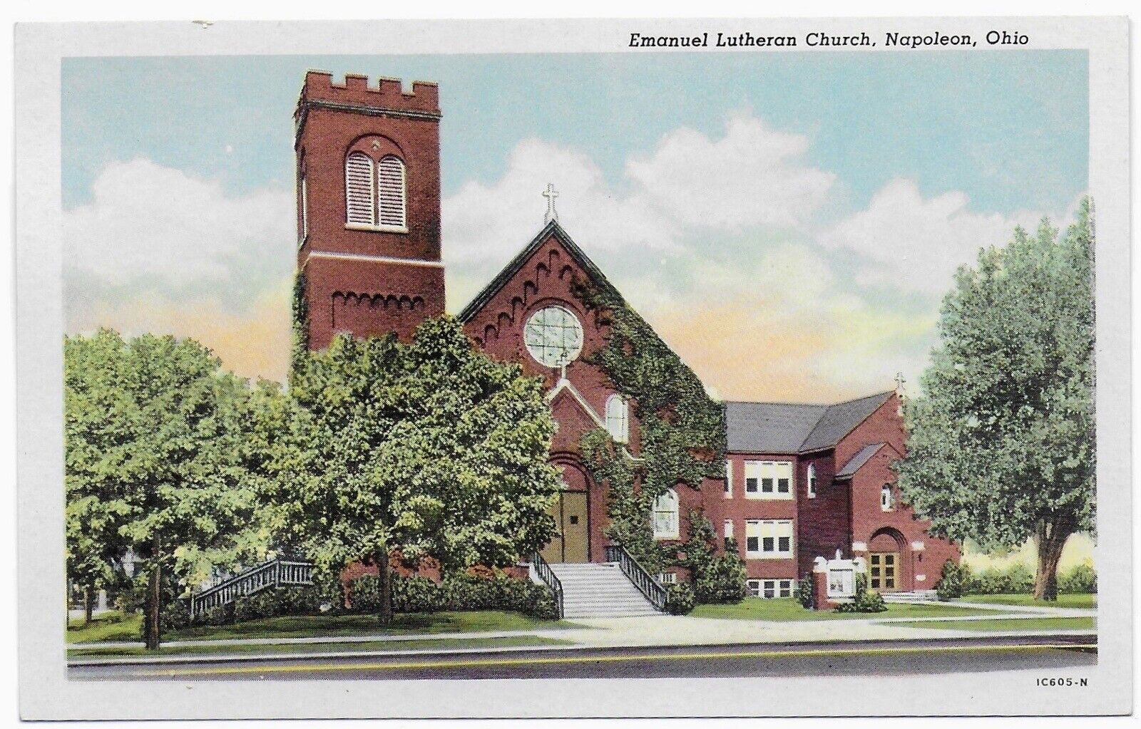 Postcard OH Napoleon Ohio, Emanuel Lutheran Church — E22