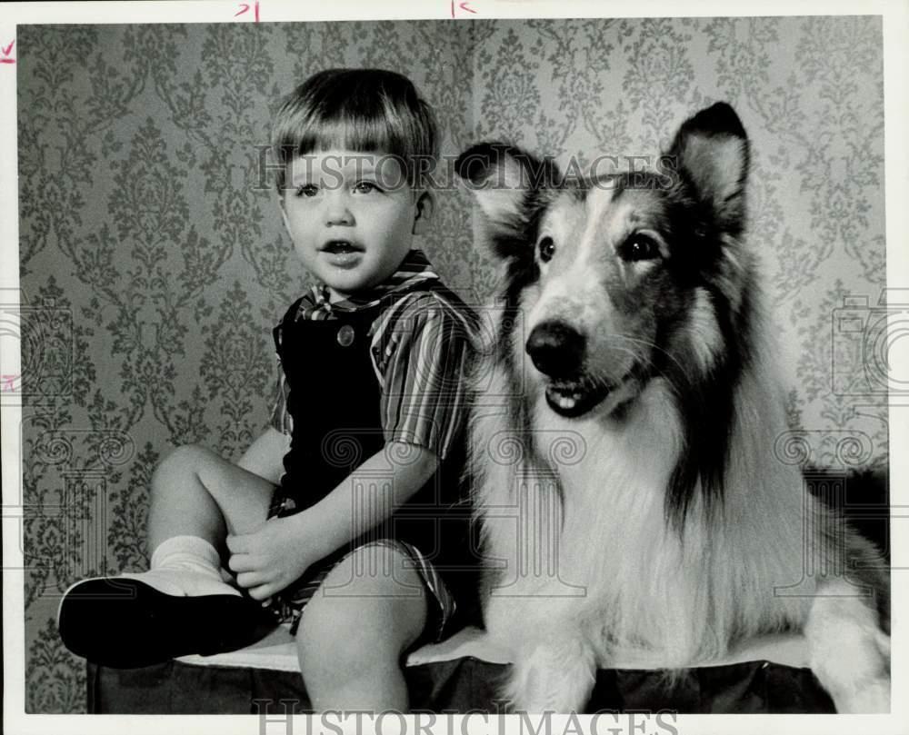 1975 Press Photo Conroe Police Dog Lex & Chris Cherry, Boy He Rescued