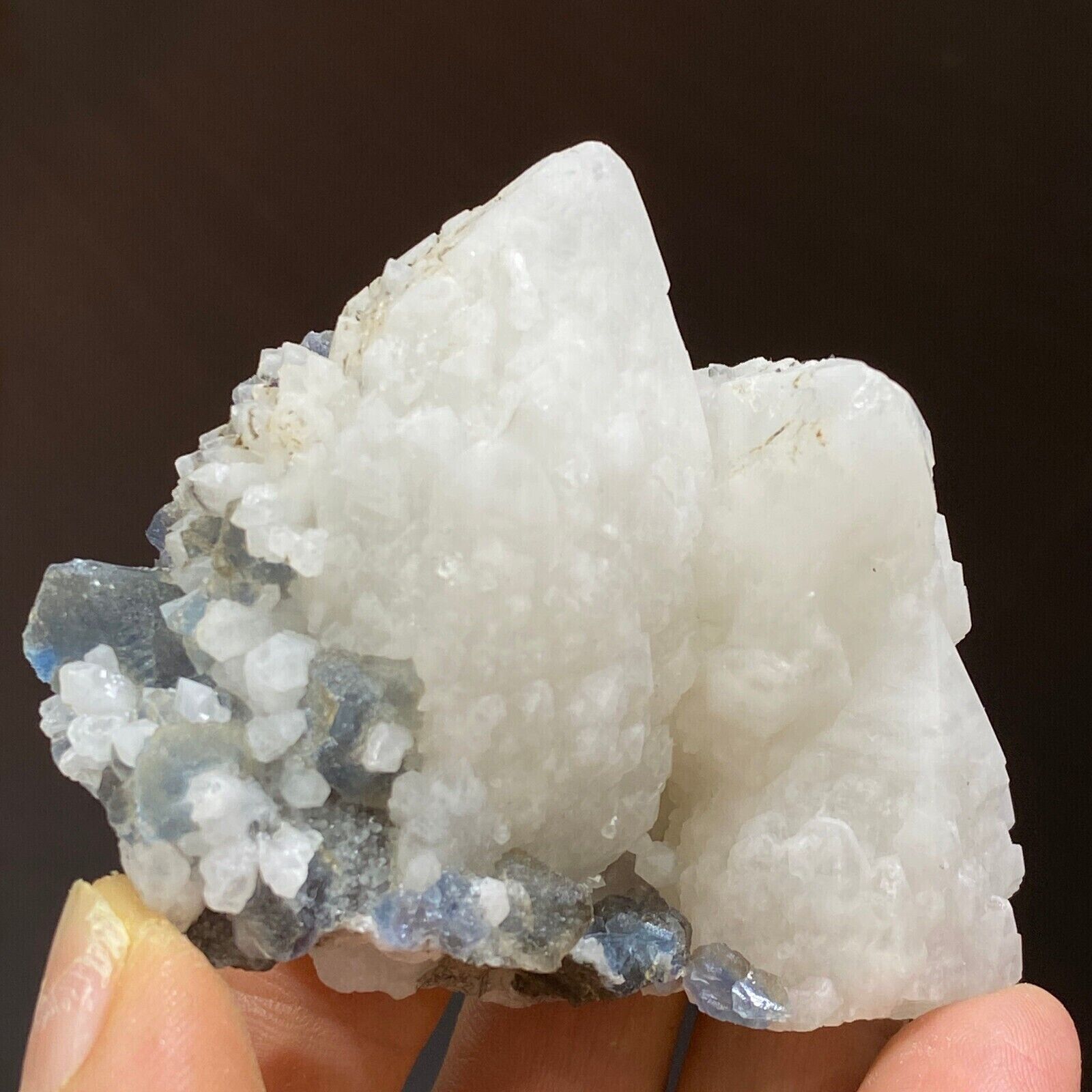 153g Natural White Skeletal Quartz &Blue Fluorite Mineral/Inner Mongolia