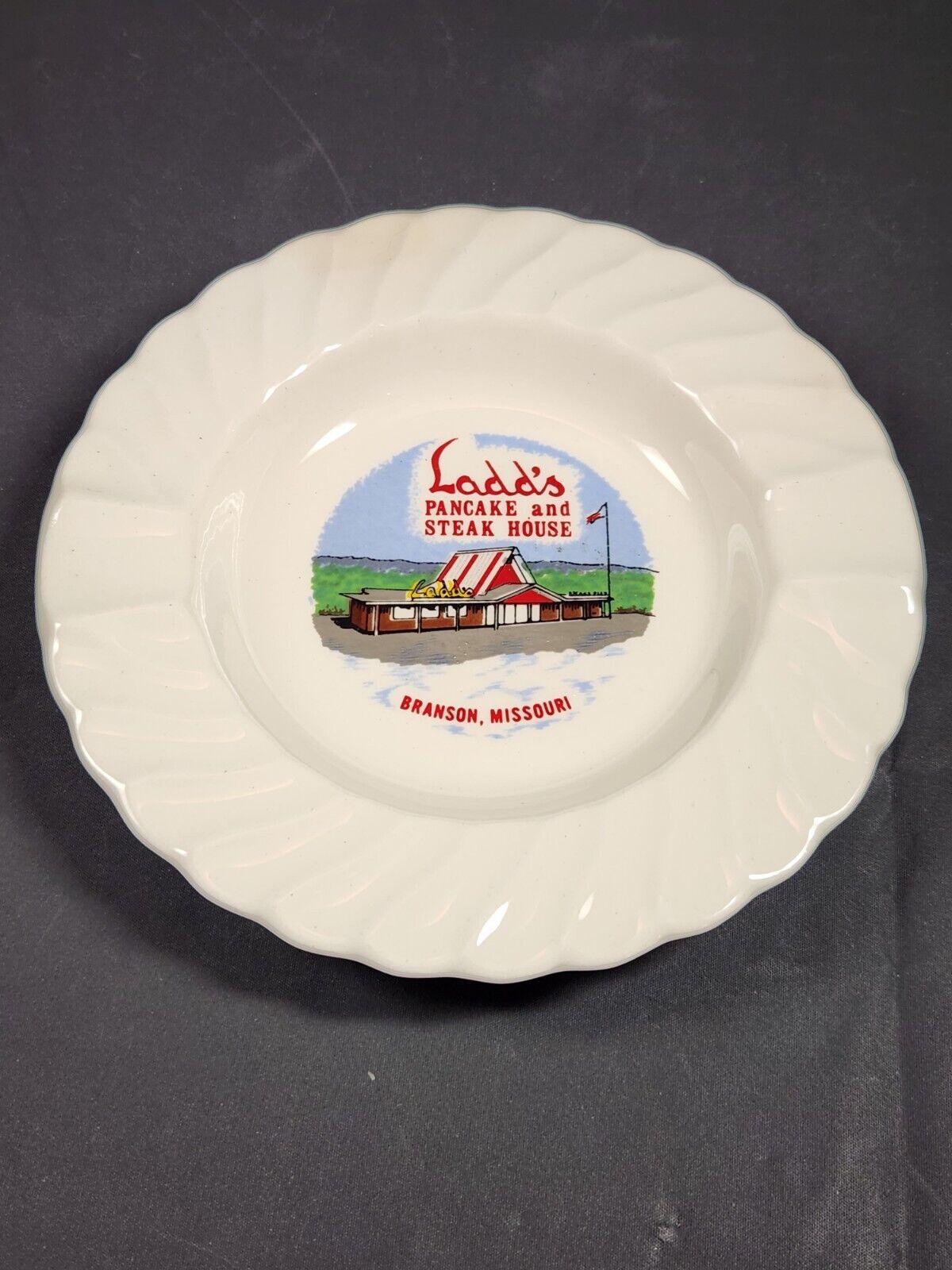Vintage Ladd\'s Pancake and Steak House ceramic souvenir ashtray Branson MO