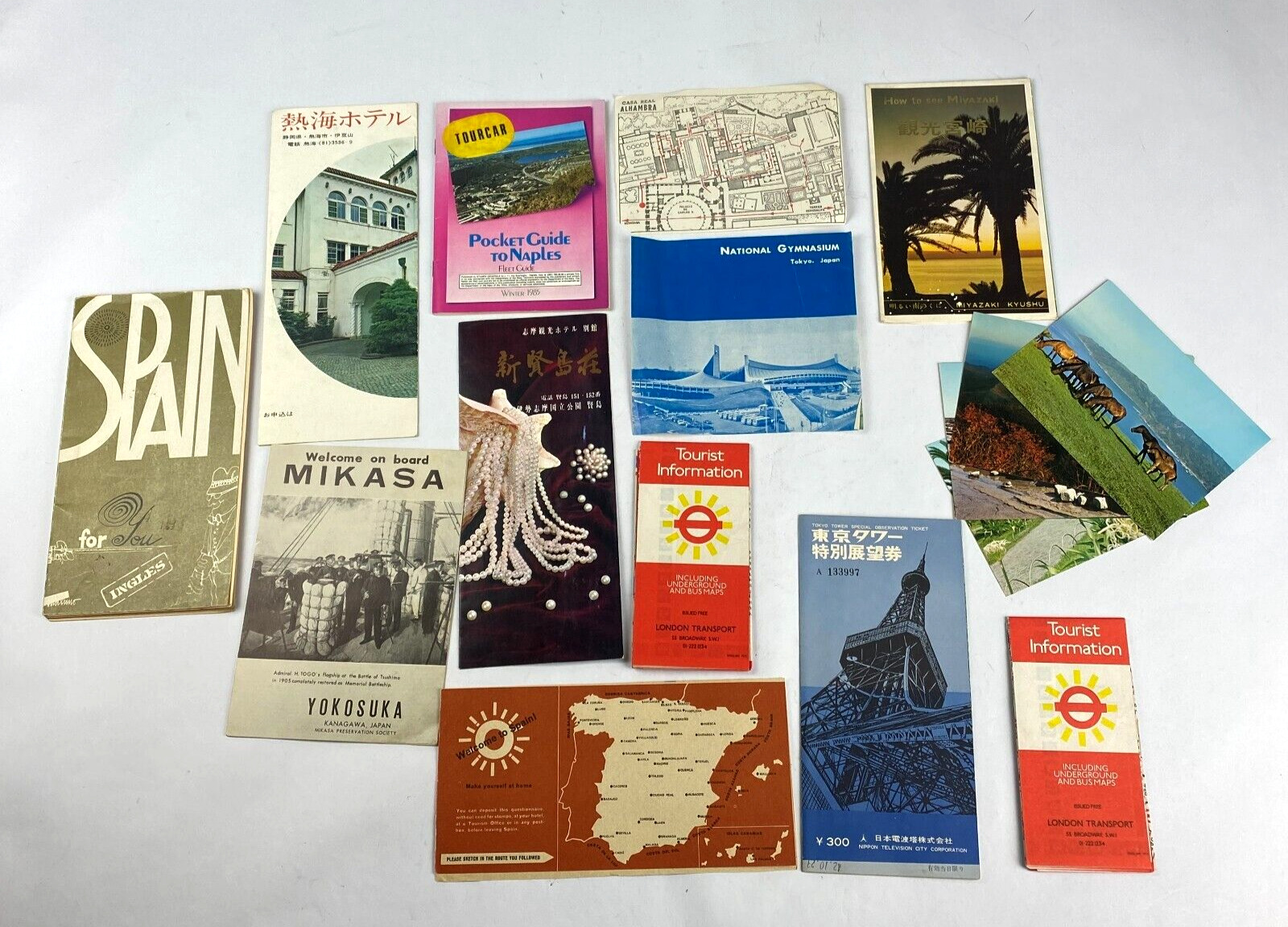 Vtg Soldier\'s Lot World Travel Brochures Booklet Postcards Japan Spain London ++