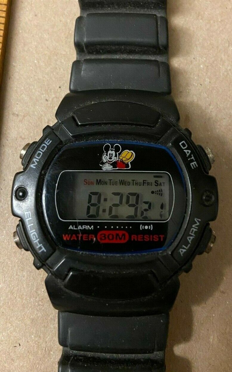 3ATM Disney Store Mickey Mouse Sports Style Wrist Watch