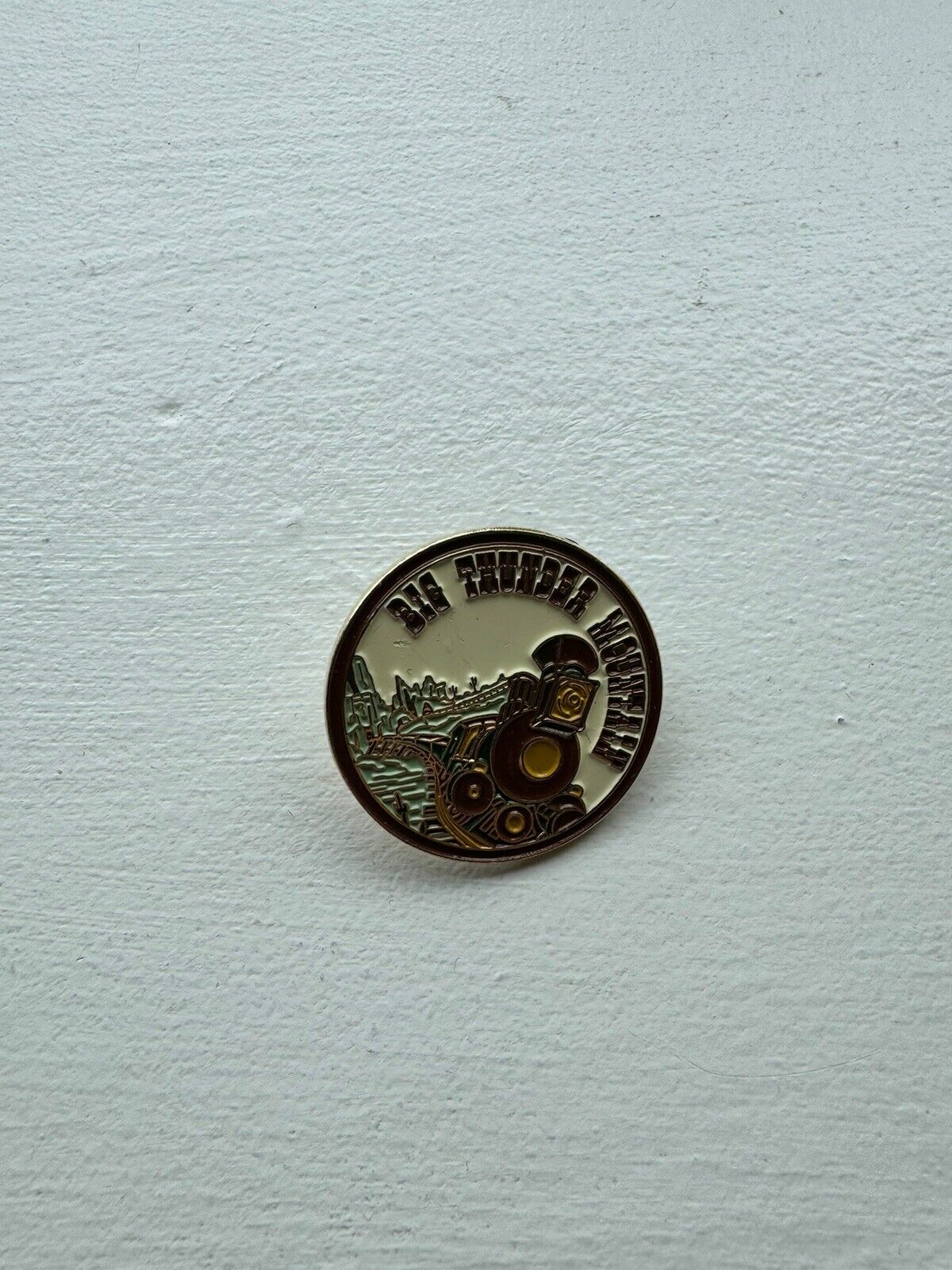 Disneyland Paris Rare Old Thunder Mountain Pin