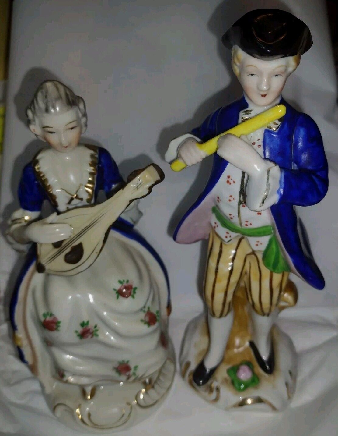 Lot of 2 Vintage Occupied Japan Victorian Figurines 7\