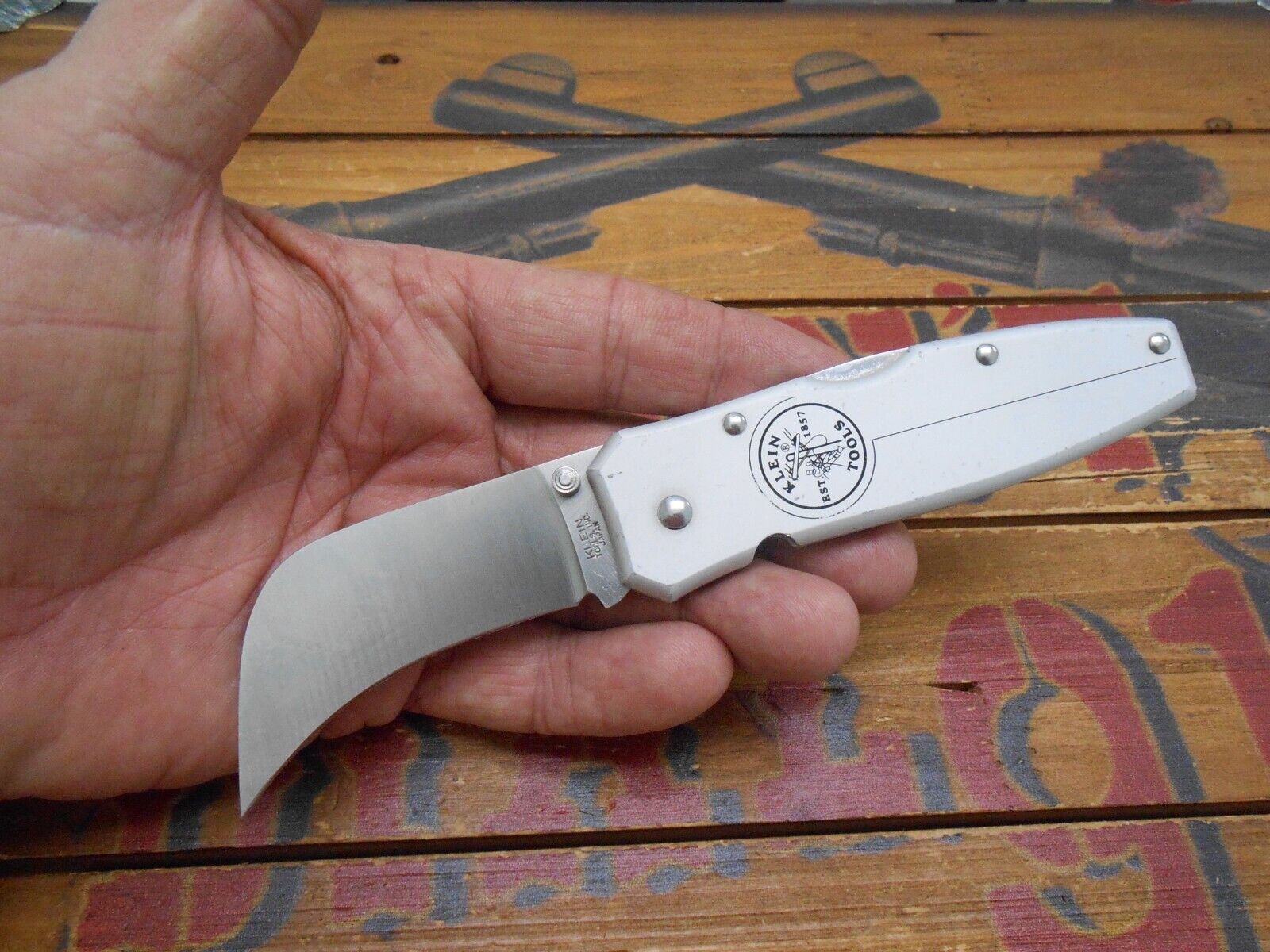 Klein Tools Pocket Knife Lockback Plain Edge Hawkbill Blade 44006 Japan