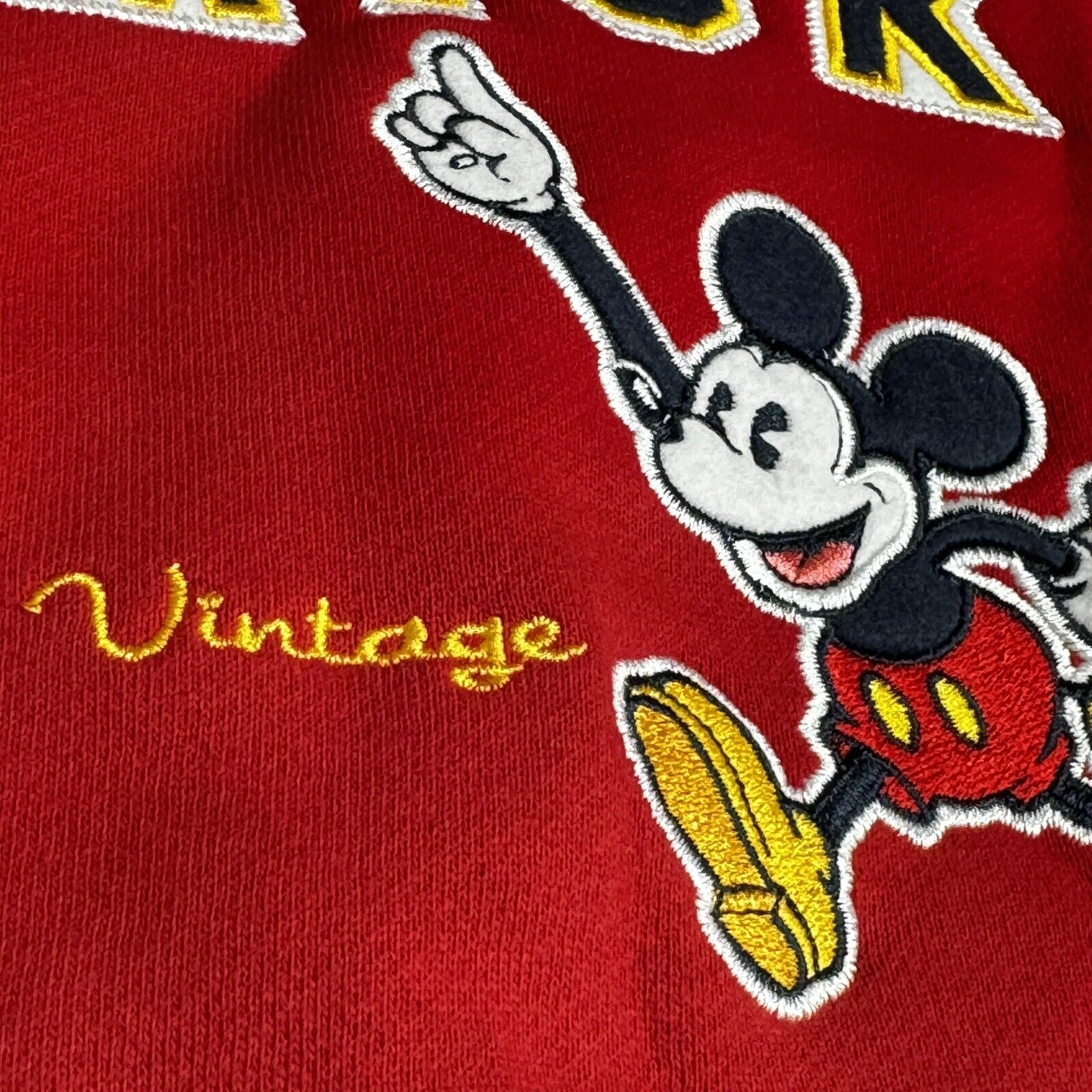 Disneyland Resort Mickey Mouse Vintage Character Red Crewneck Sweater XL  Kids