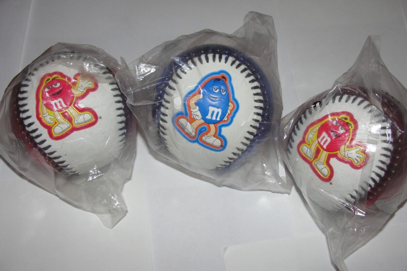 3 Lots of 2005 M&M\'s World Blue,Red Collectible Souvenir Baseball MM Mars Inc. 