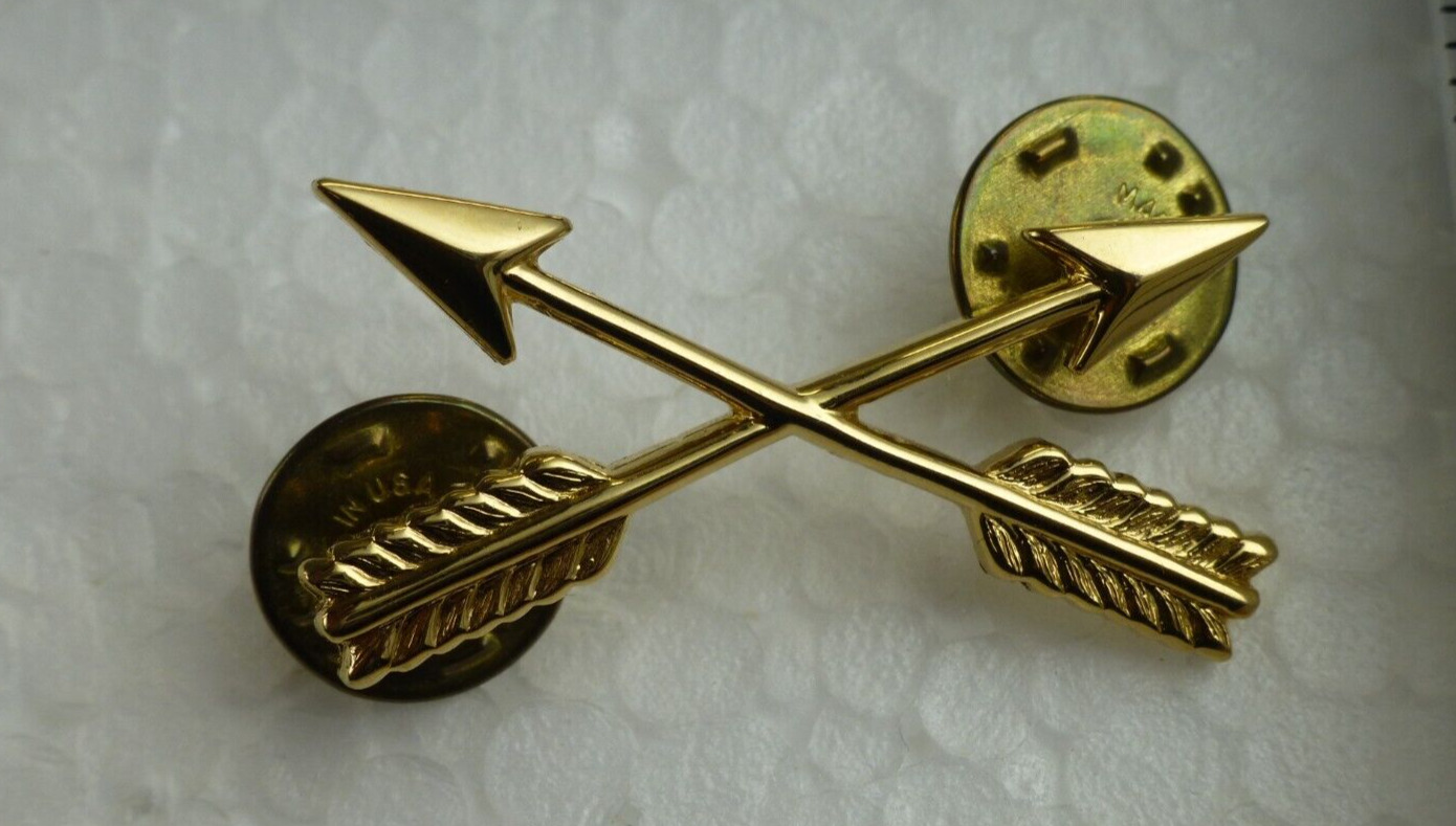 WW2/II era US Army 1st Special Service Force officers crossed arrows Marked