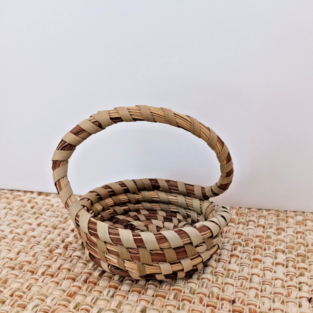 Miniature South Carolina Sweet Grass Basket with Handle Signed