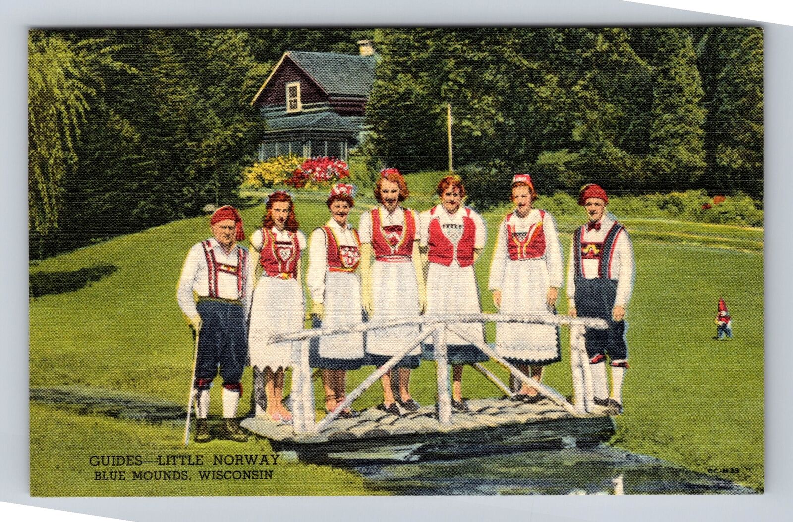 Blue Mounds WI-Wisconsin, Guides Little Norway, Antique, Vintage Postcard