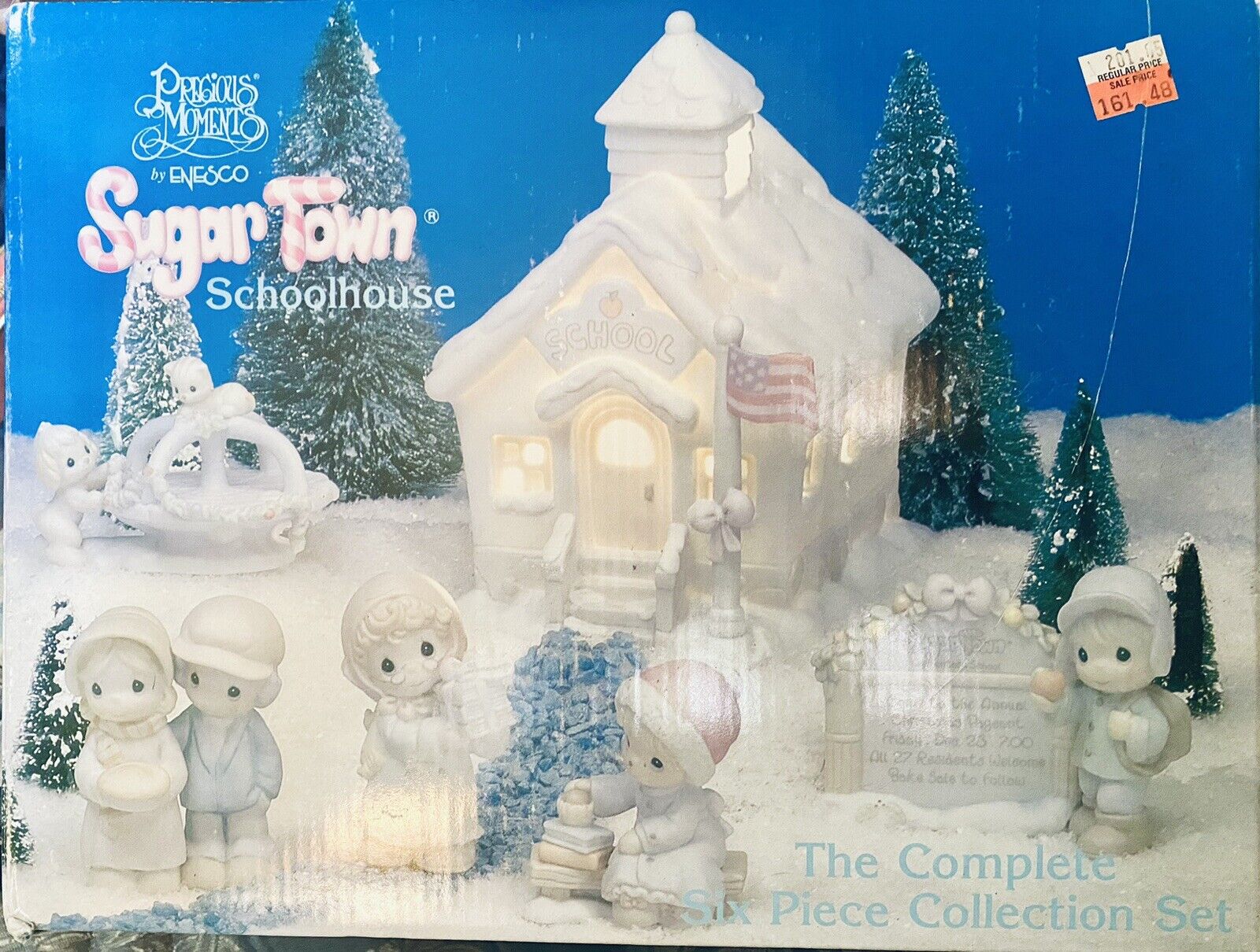 Precious Moments Sugar Town Lighted School House 6 pc Set & Figurines w/ Boxes