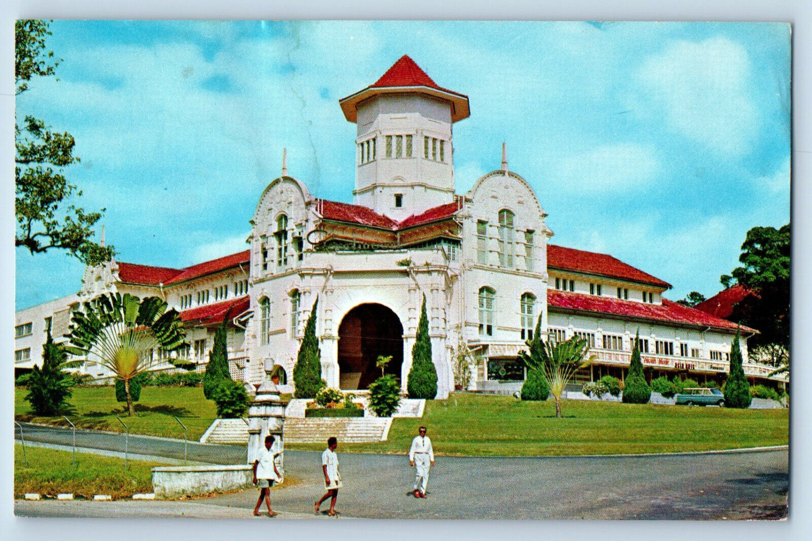 Singapore Postcard Goodwood Park Hotel Entrance View c1950\'s Vintage