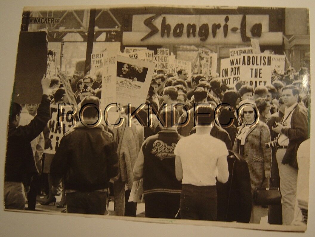 1967 MLK Protest March Chicago Vietnam Anti War Press Photo State St & Wacker Dr