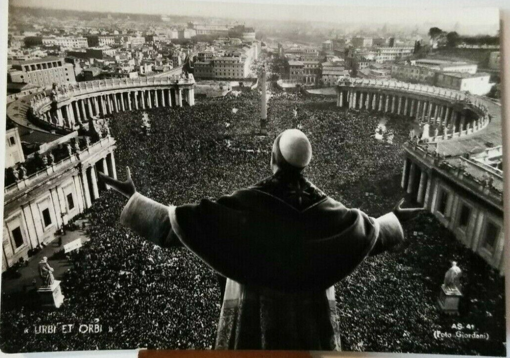 Vintage Postcard: Pope Pius XII Addressing the Crowds in St. Peter\'s Square