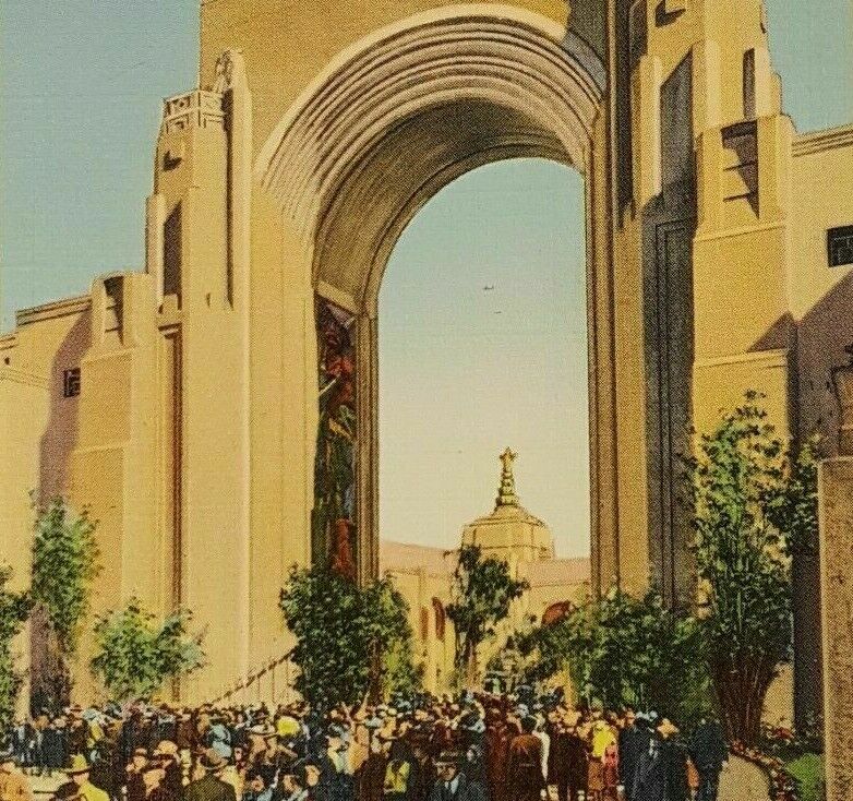 Vintage Postcard 1939 San Francisco Worlds Fair Arch Of Triumph Piltz Post Card