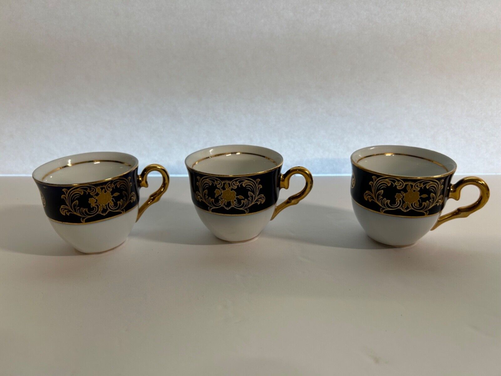 A.I Czech Republic Design Tea Cups