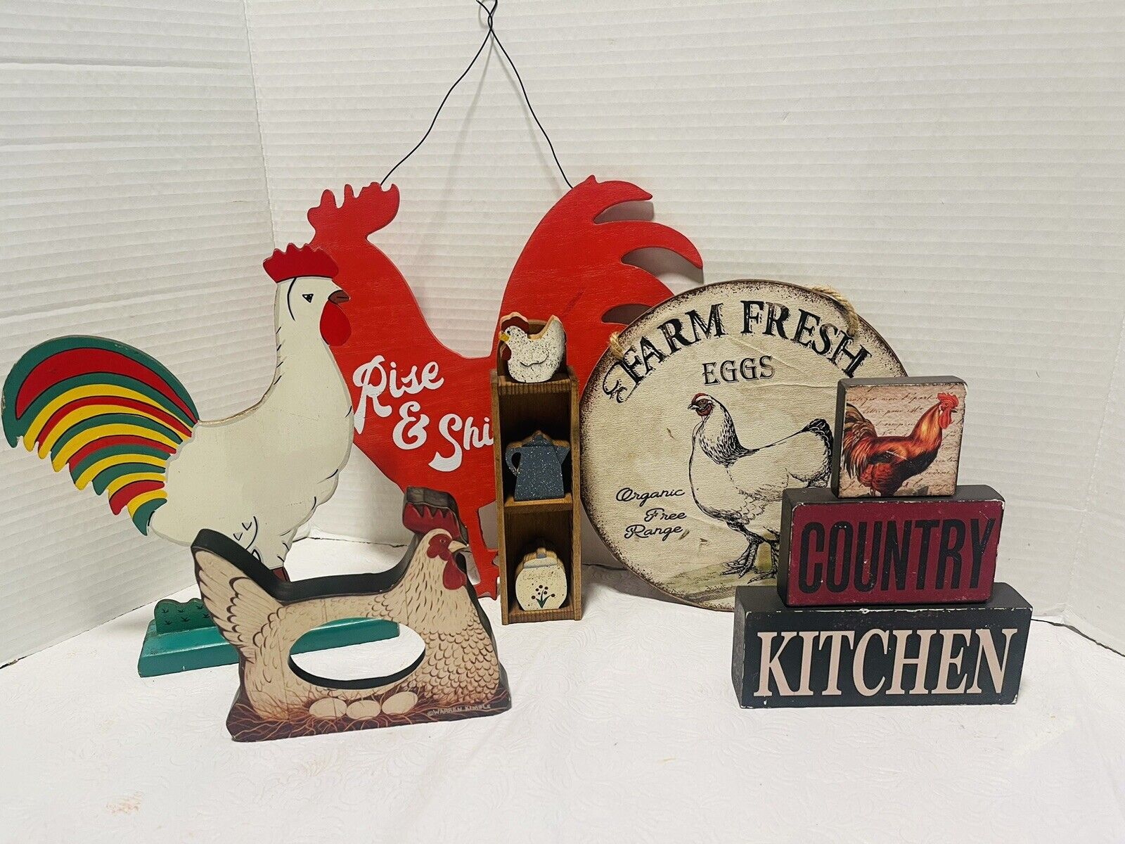 Wooden Hand Carved & Painted Roosters Farmhouse Decorations Lot