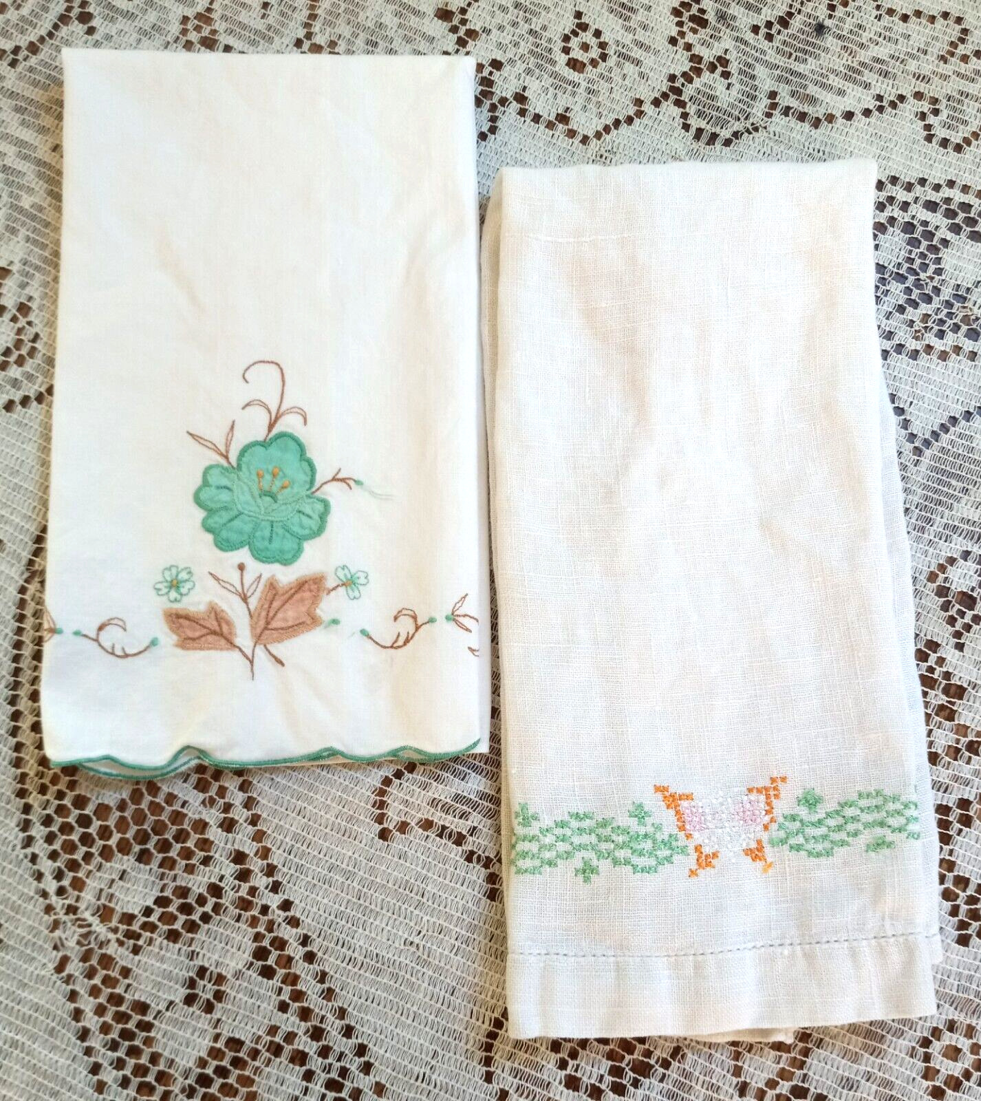 Kitchen Towels Lot of 2 Vintage White Linen Cotton Embroidery Applique Flower