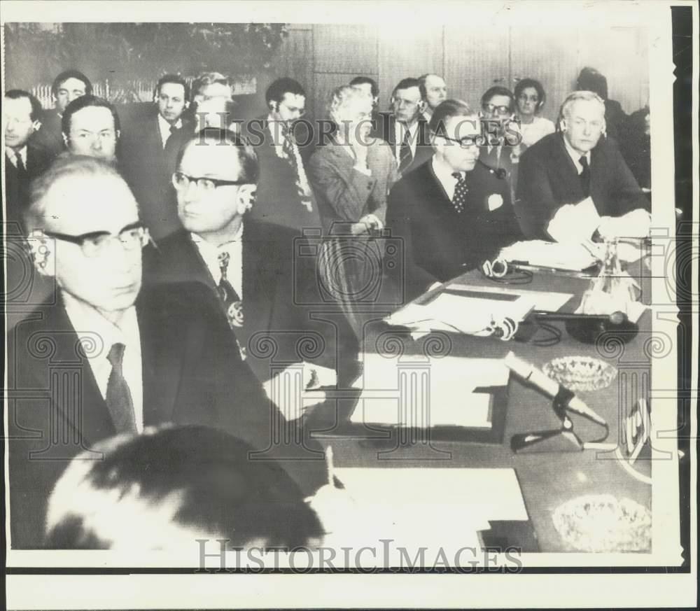 1973 Press Photo Soviet, American Delegates at European Troop Reduction Meeting