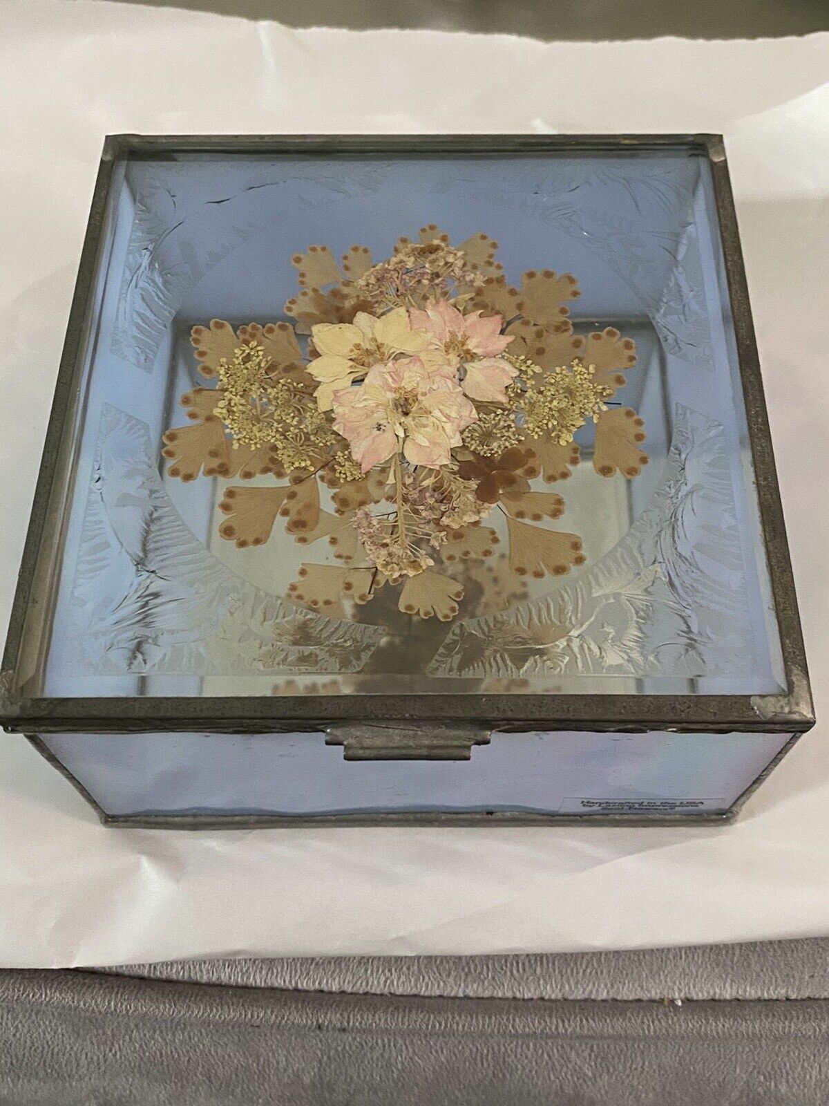 Gorgeous Vintage Pressed Flowers Glass Jewelry Box By Lasting Impressions