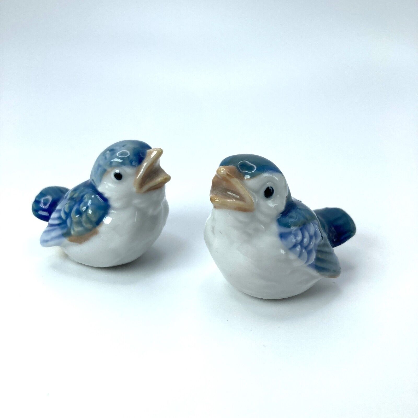 Vintage OMC Otagiri Mercantile Porcelain Baby Blue Birds Jay Chickadees Set Of 2