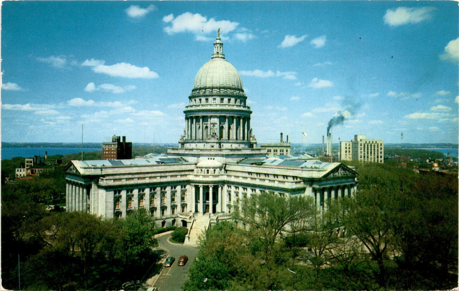 Vintage Wisconsin State Capitol postcard, genuine Ektachrome reproduction