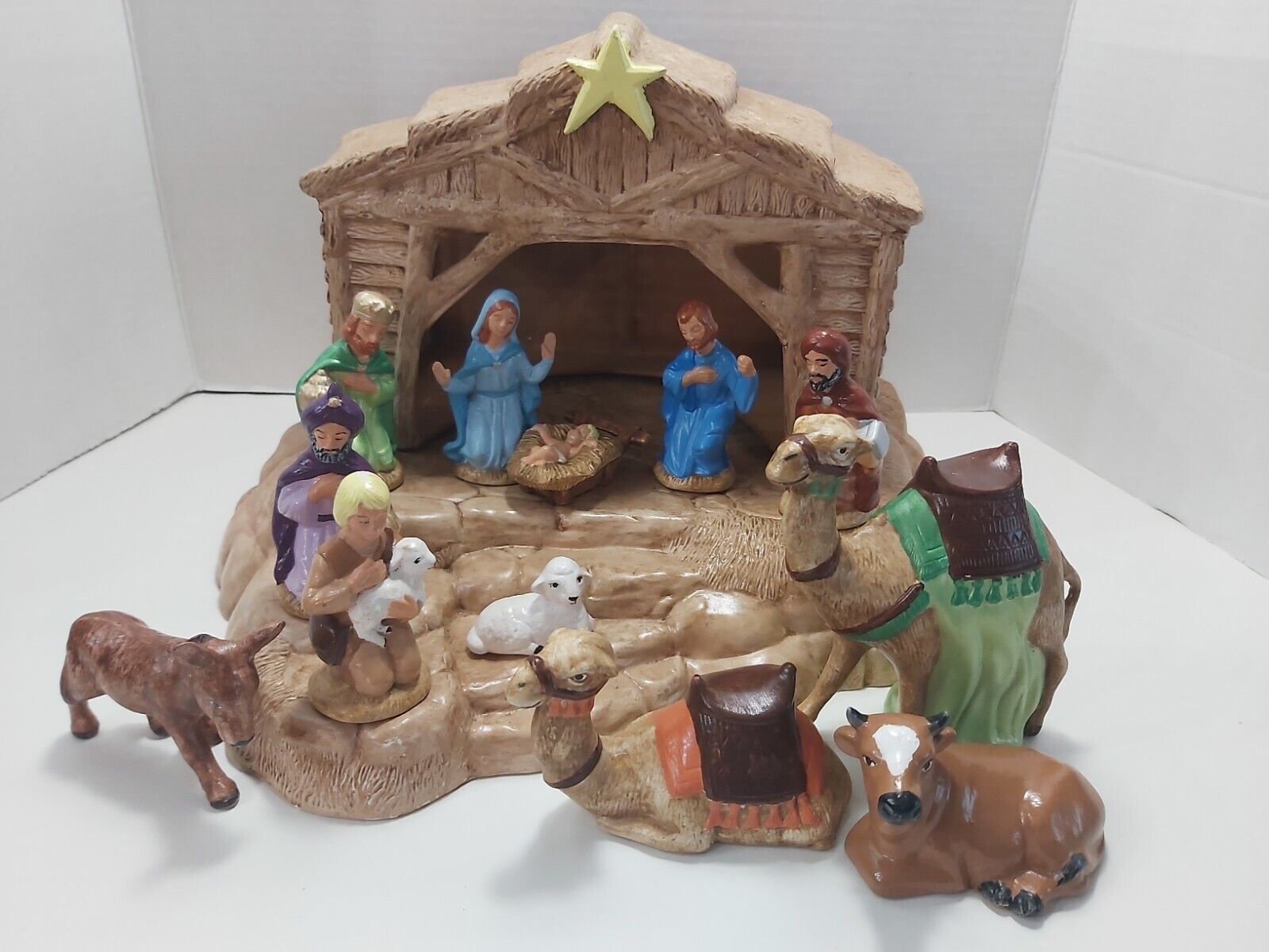 SCIOTO Ceramic Hand Painted Nativity Scene 1982 rare 14 piece Jesus Mary Joseph