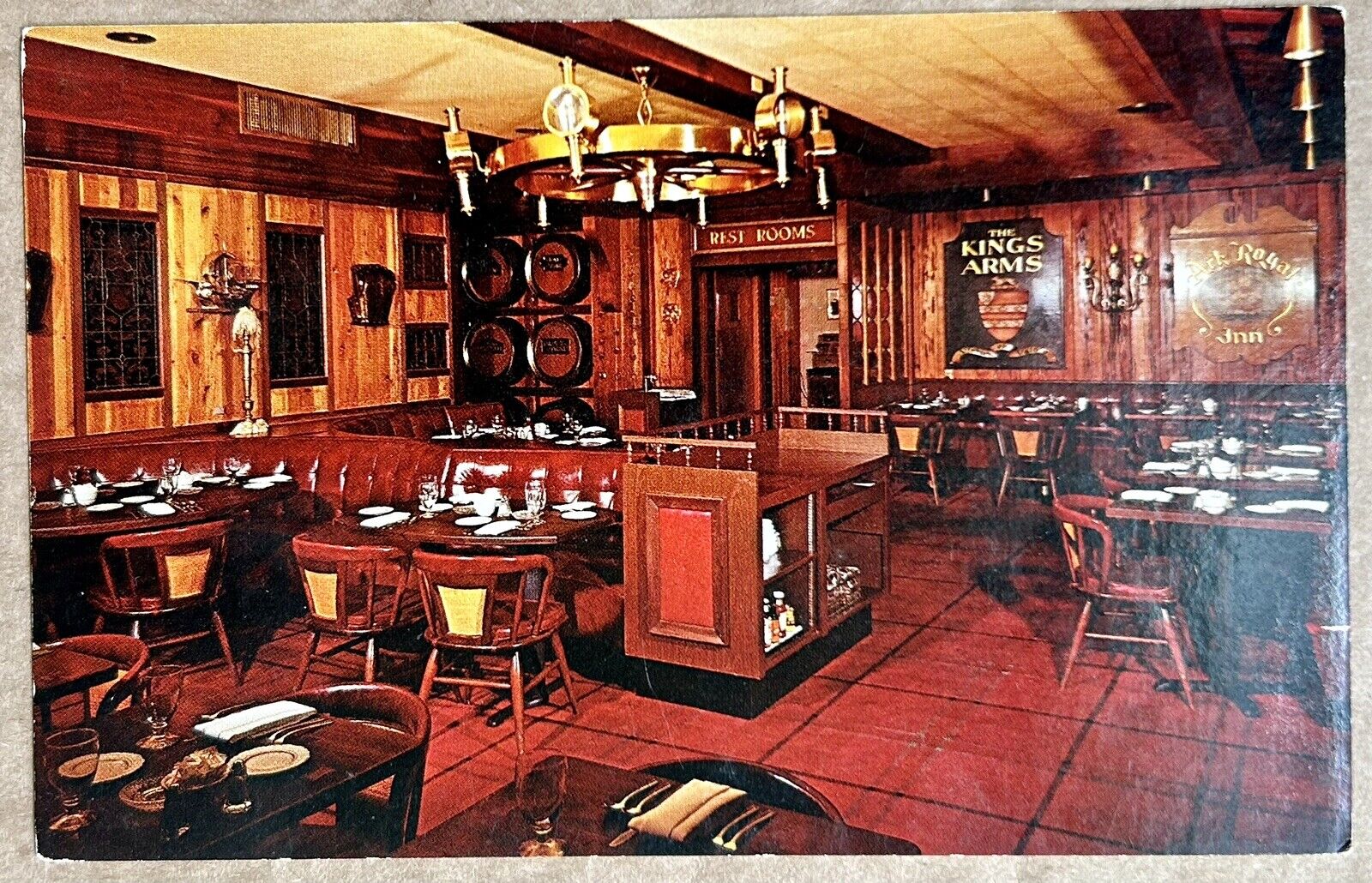 The Piccadilly Pub. Naples, Florida. Vintage Postcard