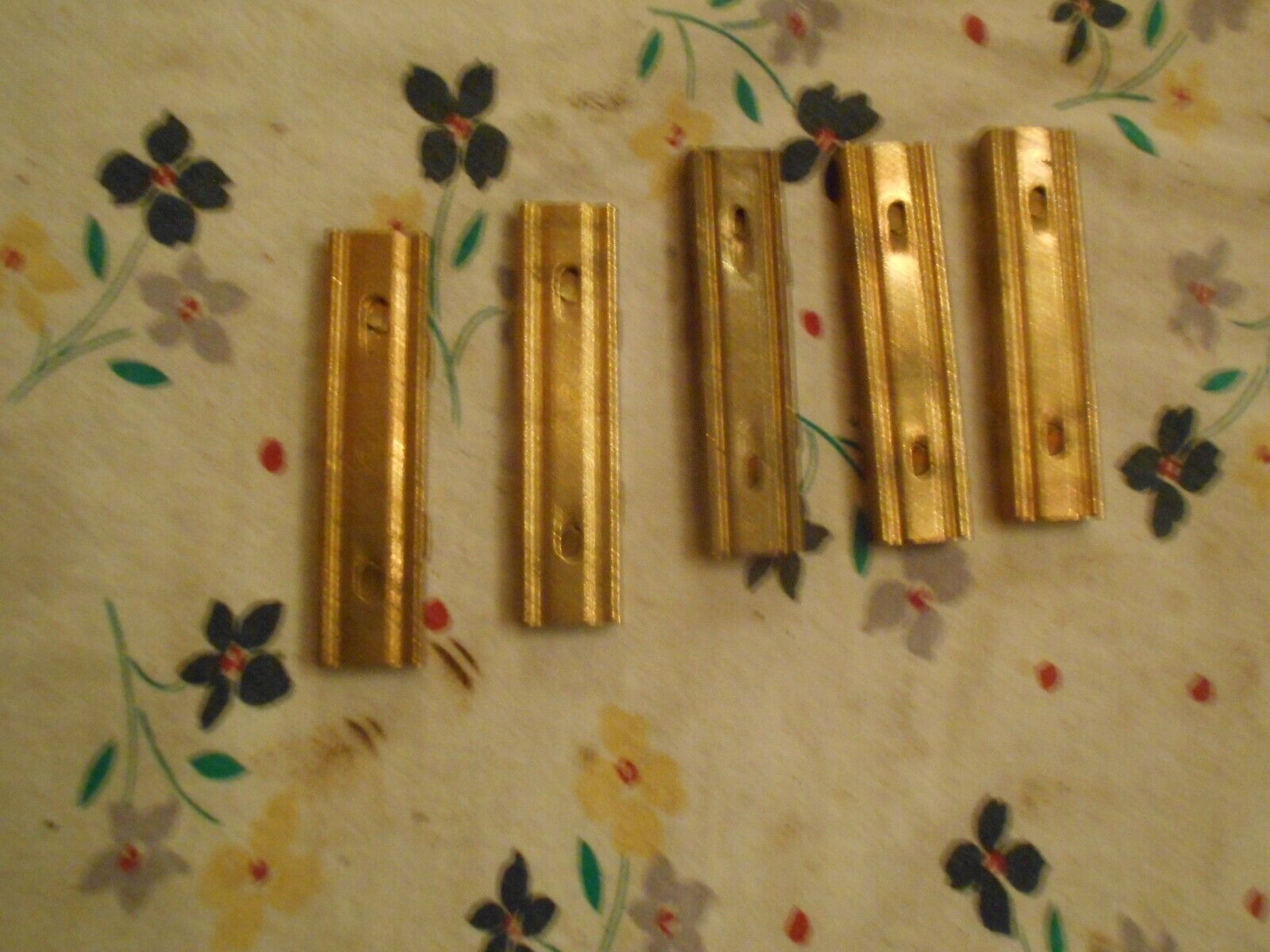 spanish 1916 1895 1893 mauser 5 rd brass stripper clip 7mm cal. marked 5 each