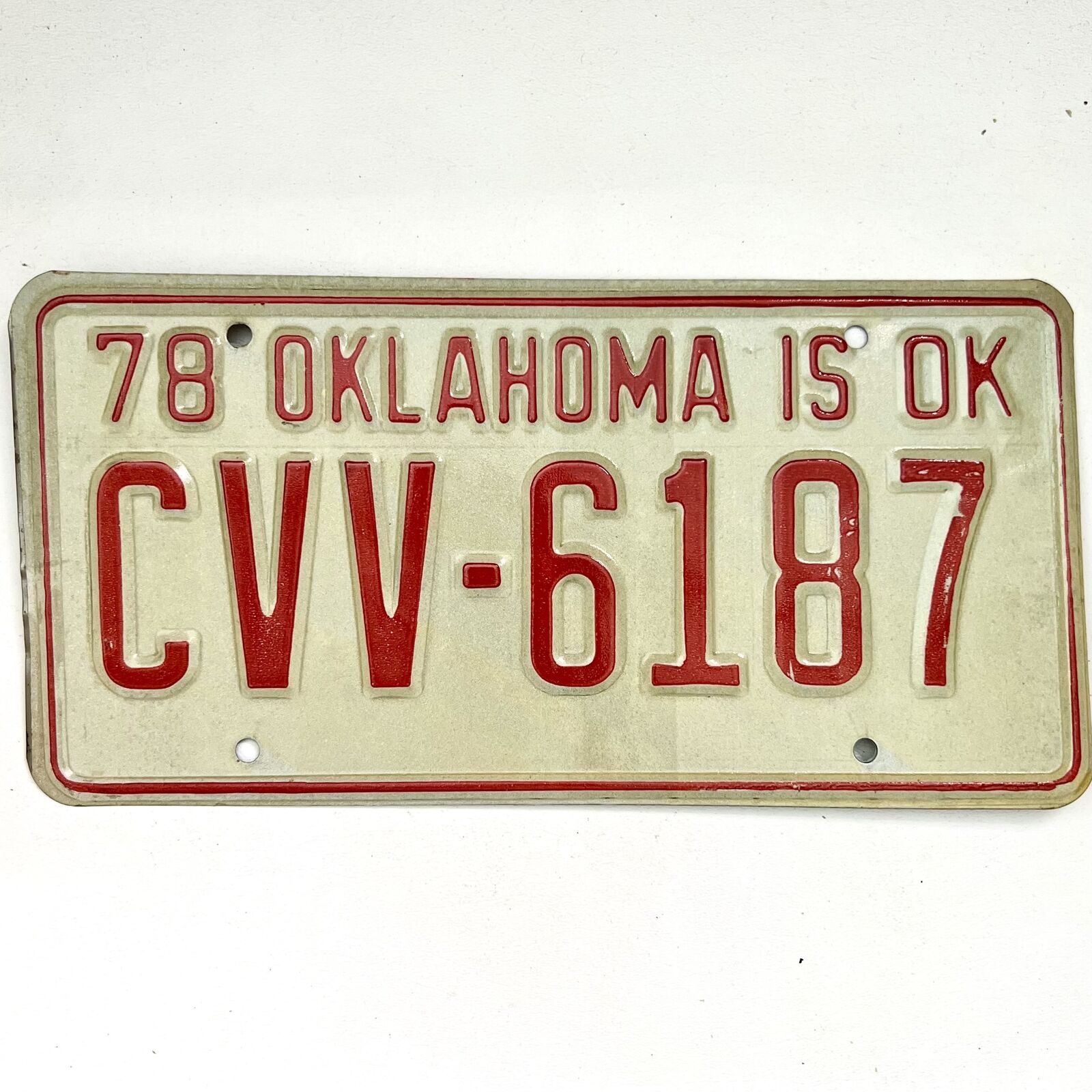 1978 United States Oklahoma Cleveland County Passenger License Plate CVV-6187