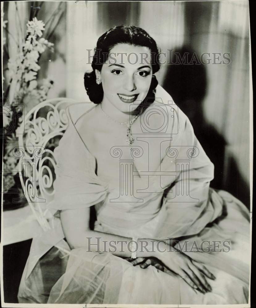 1956 Press Photo Singer Marguerite Piazza - hpx18162