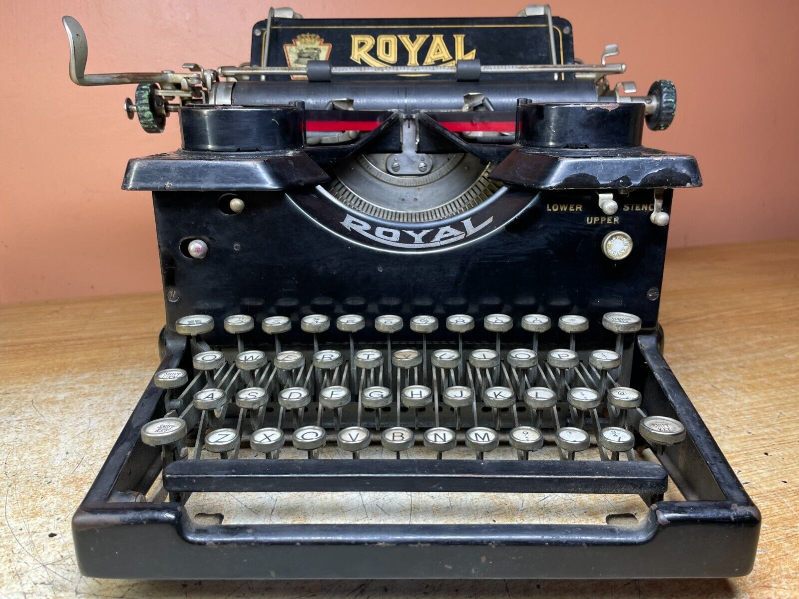 1915 Royal 10 Working Antique Desktop Typewriter w New Ink