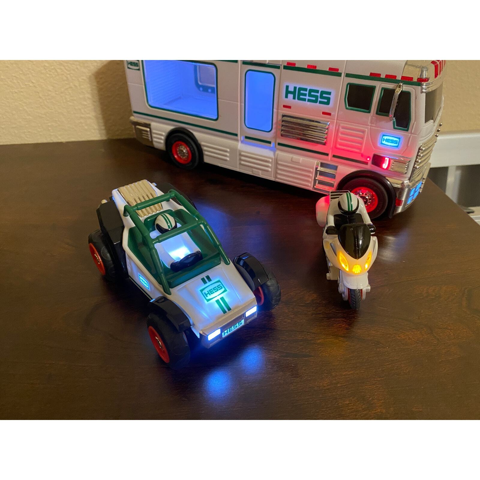 Hess Toy Truck - RV with ATV and Motorbike Lights Loading Ramp No Box 2018