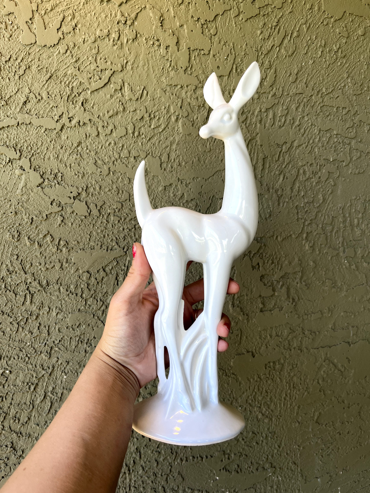 Vintage 1960\'s California Pottery Deer Doe  Figurine Ceramic White  MCM 13\