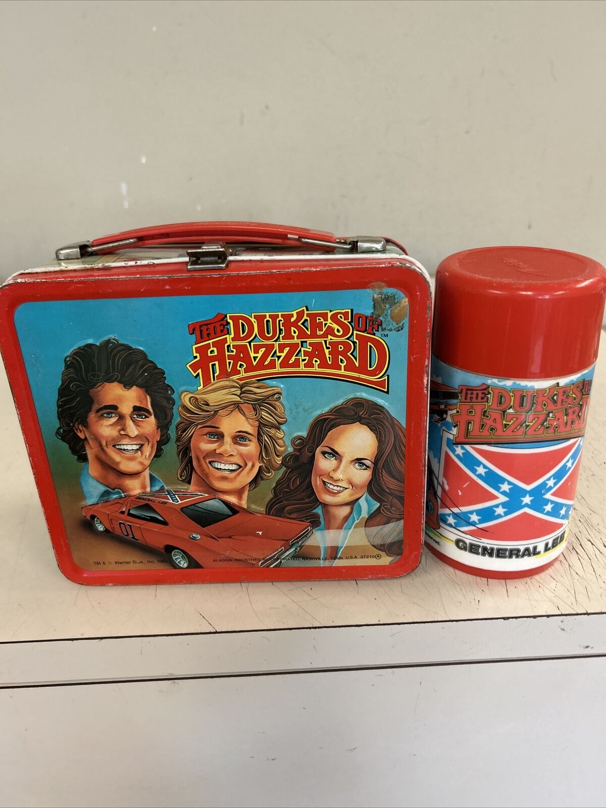 DUKES OF HAZZARD LUNCH BOX WITH THERMOS 1983 GOOD CONDITION 