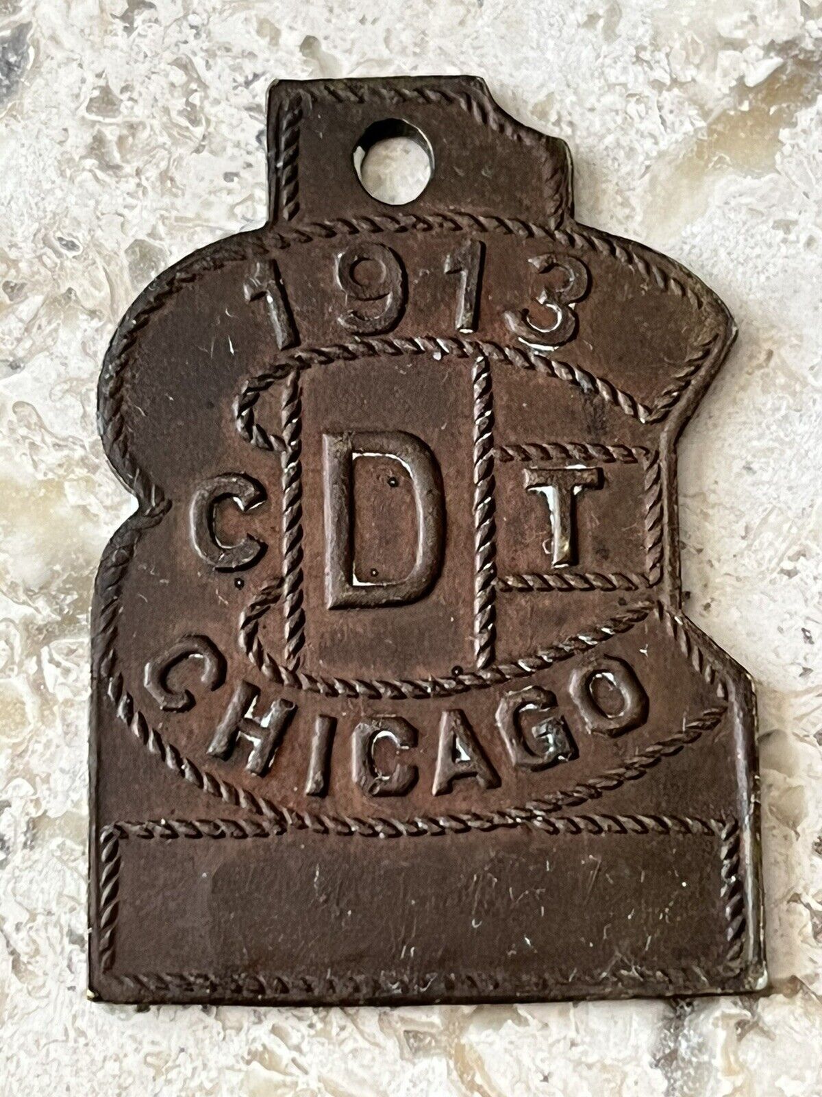 ANTIQUE 1913 CHICAGO ILLINOIS DOG TAG LICENSE