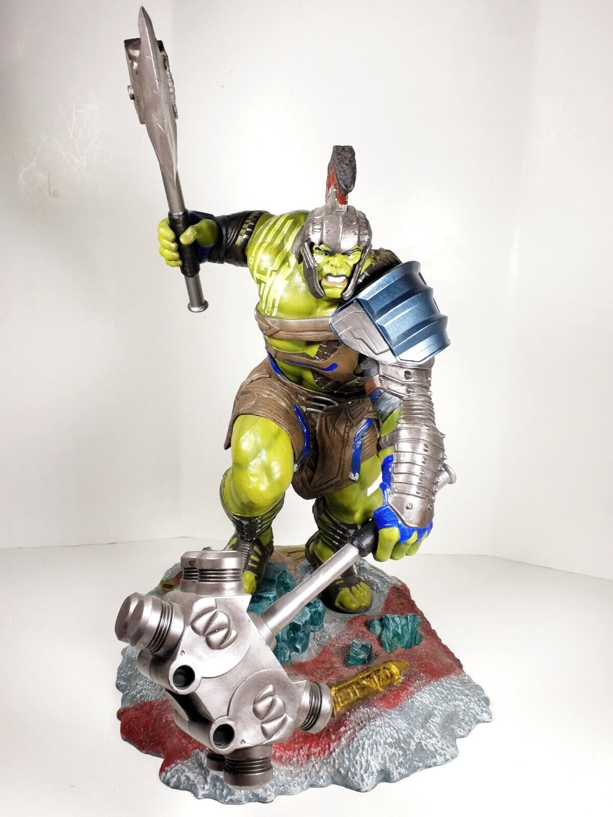 Diamond Select Gladiator Hulk Thor Ragnarok Gallery Statue 9\
