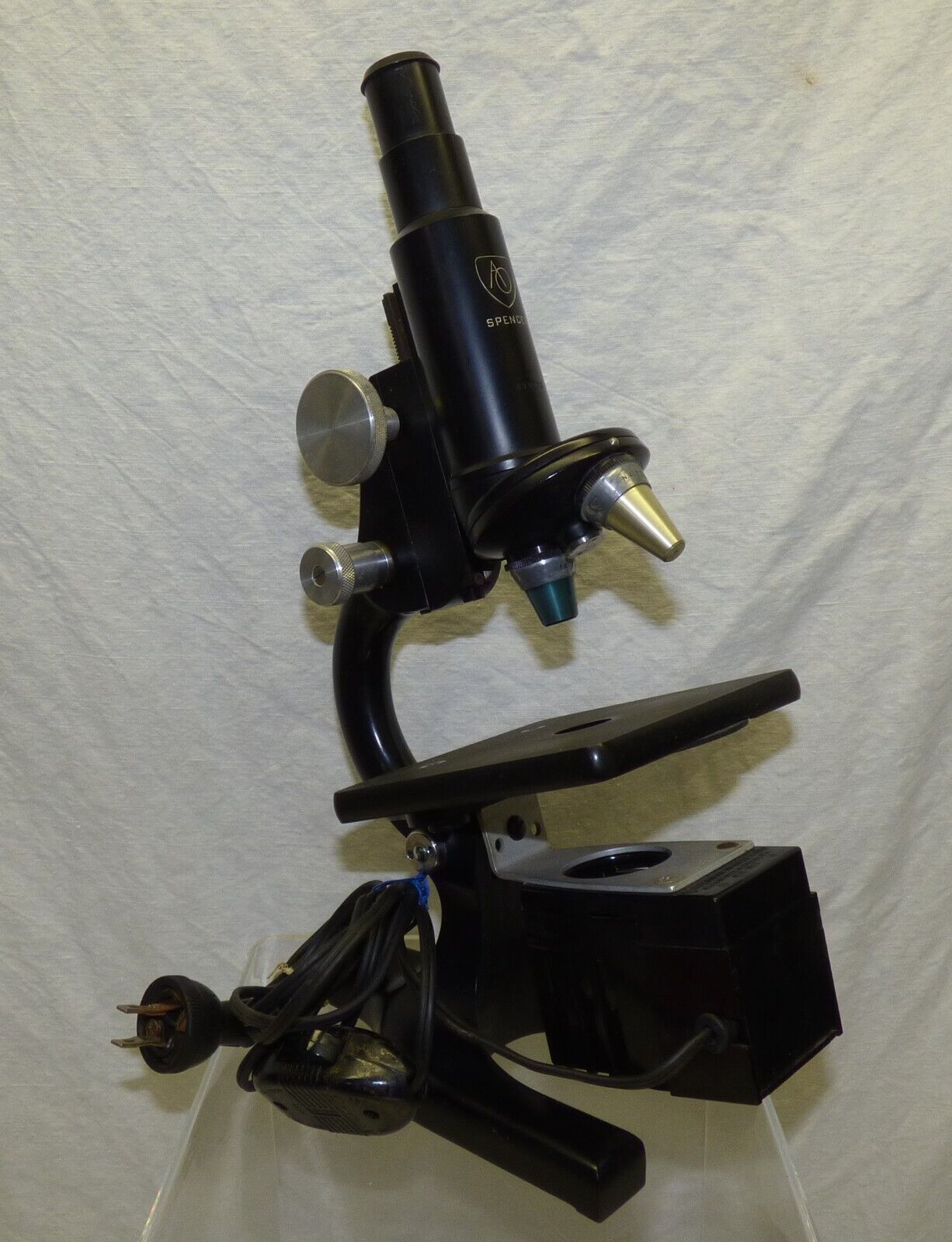AO American Optical Spencer Microscope w/ Illuminator Light & Blue Lens Vintage
