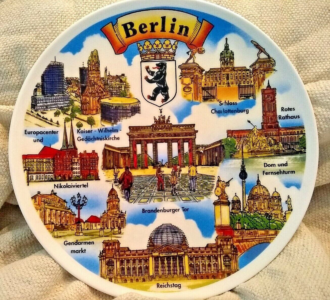 RETRO BERLIN, GERMANY PLATE ALL THE GREAT SITES BY HLR VERY NICE PRE OWNED 7 3/4