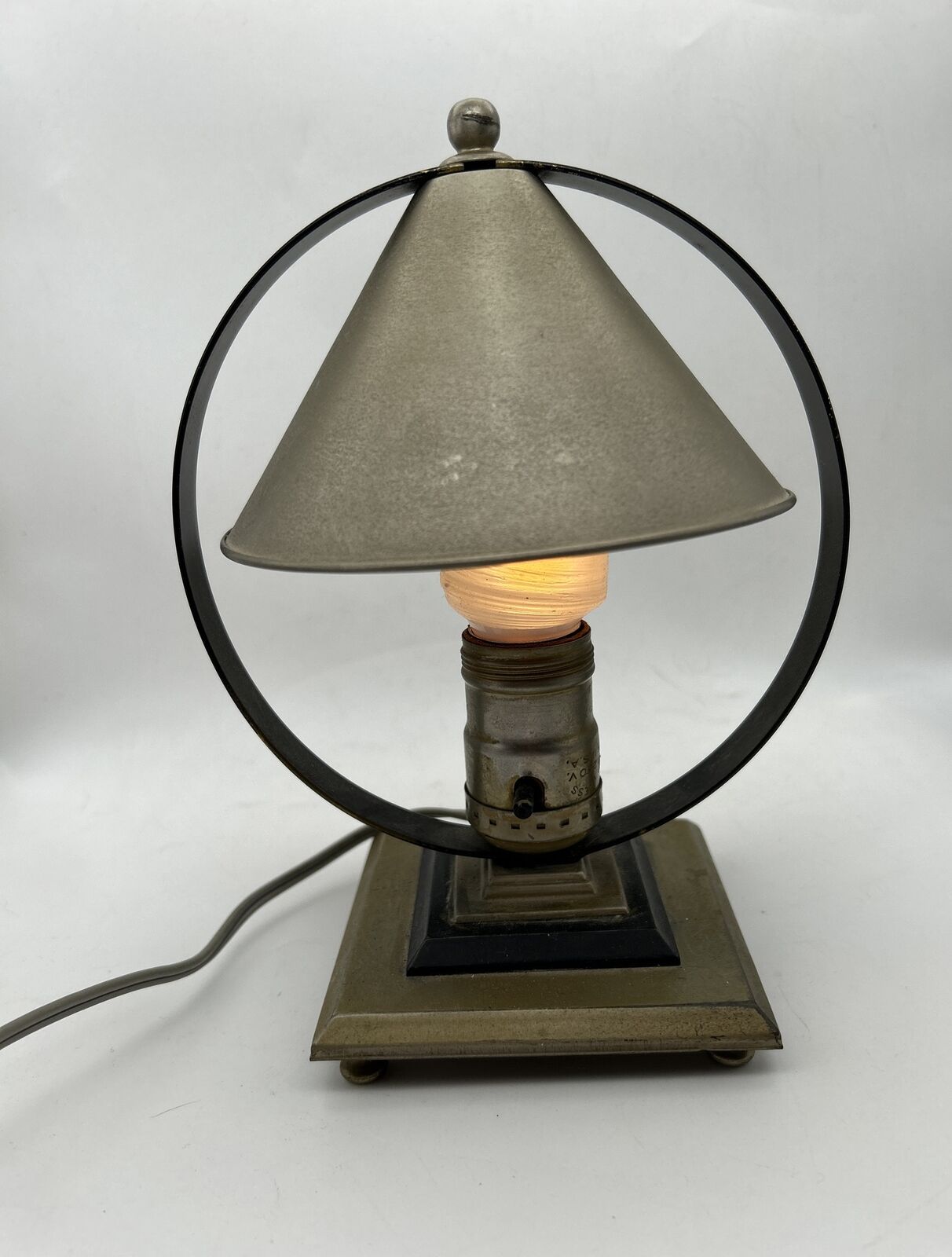 Vintage Art Deco Conical Shade Table Lamp 1930s 8.5” - Works