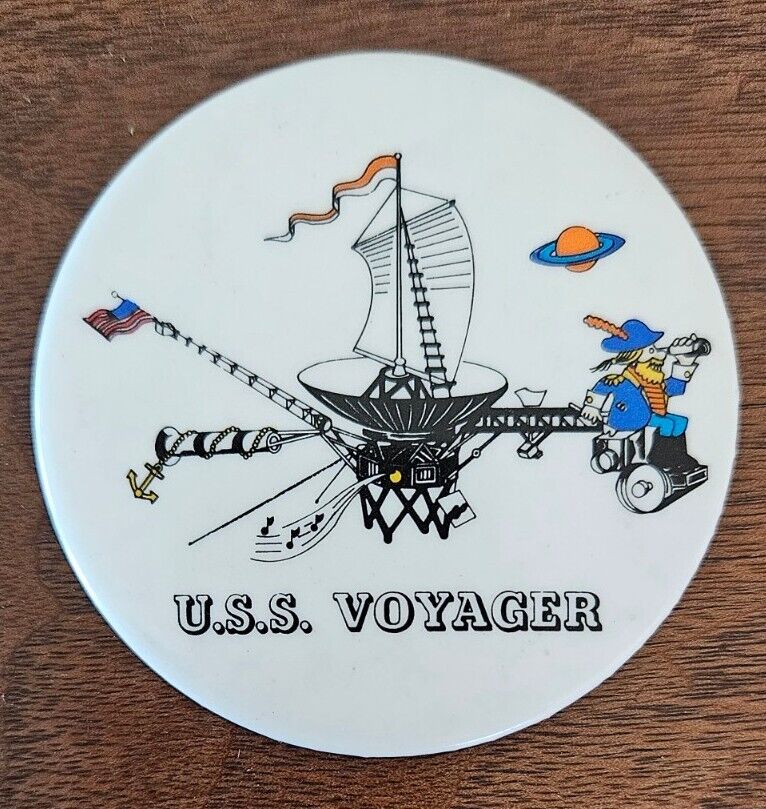 Vintage U.S.S. Voyager Saturn Button Pin NASA JPL craft, captain w/ spyglass