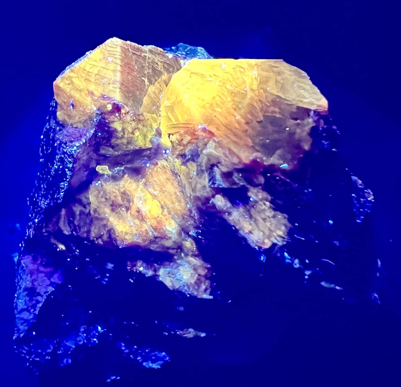 272 Carat Amazing Fluorescent Red Zircon Twin Crystal From Skardu, Pakistan
