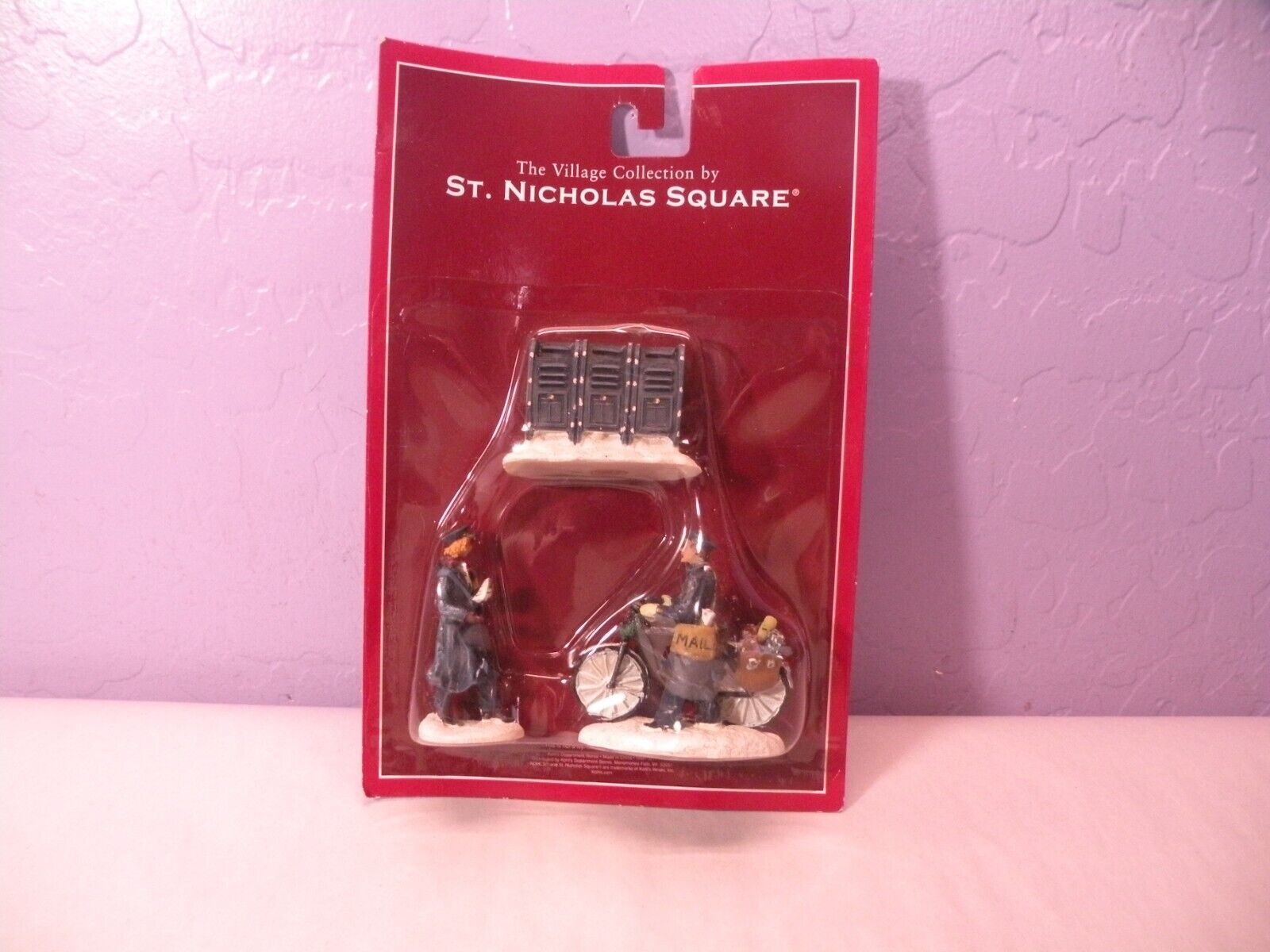 St Nicholas Square LADY MAIL CARRIER BIKE MAILMAN MAILBOX ROW Christmas Village