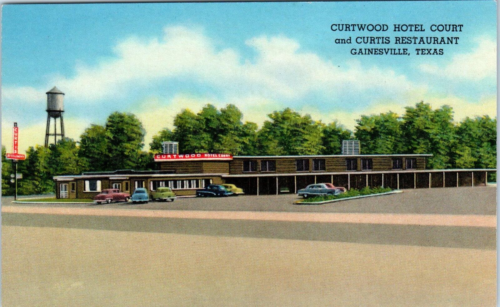 GAINESVILLE, TX Texas   CURTWOOD HOTEL COURT  c1950s Cars  Roadside    Postcard
