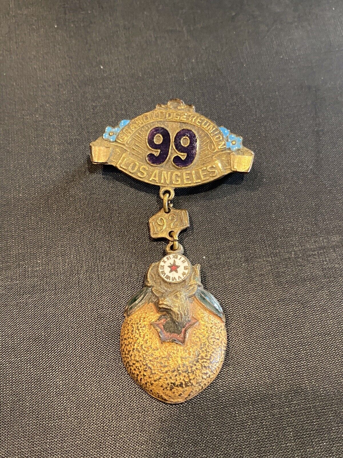 Nice 1921 BPOE ELKS GRAND LODGE REUNION Los Angeles Lodge No. 99 Brass Badge Pin