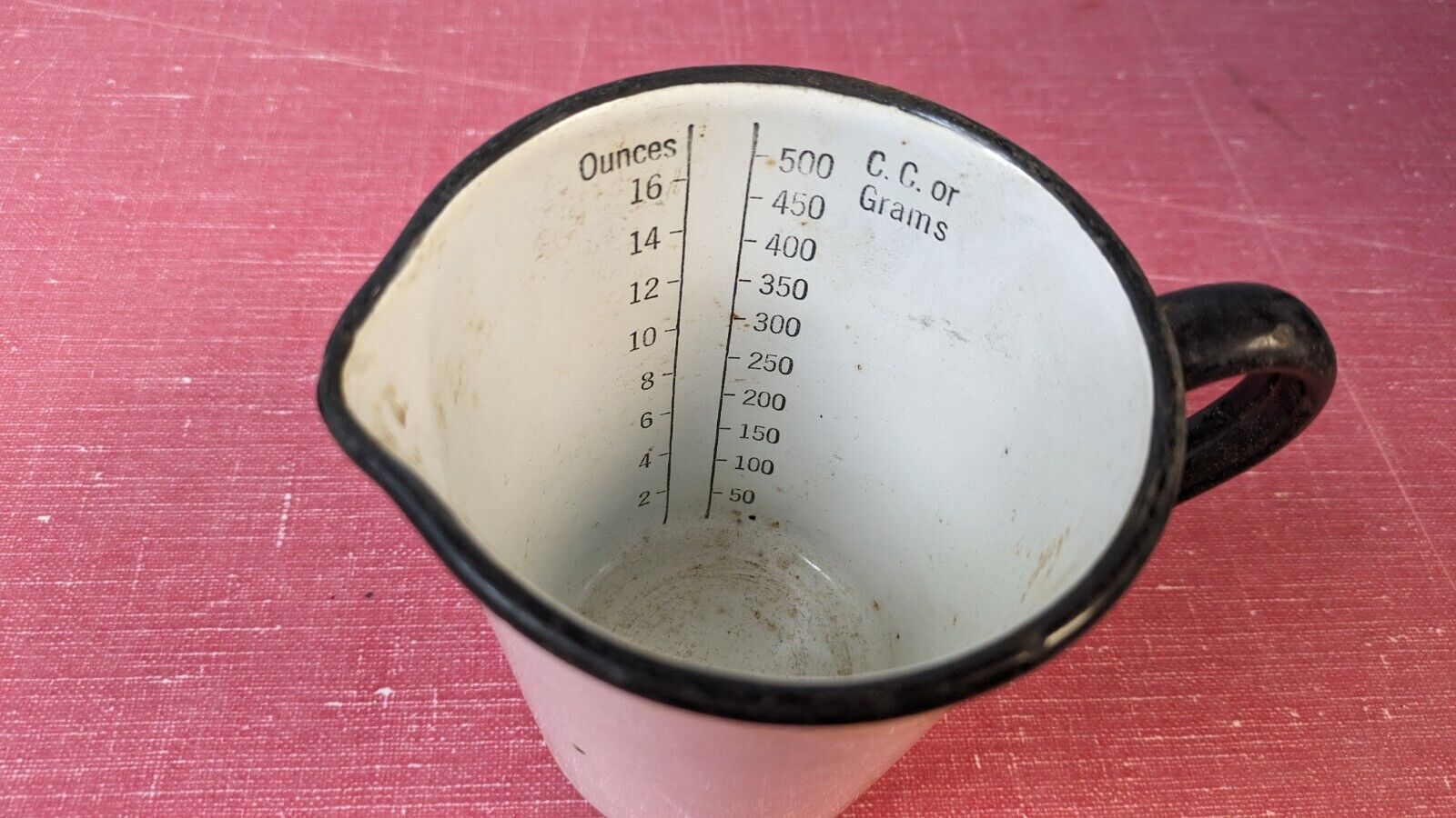Vintage Antique White Enamelware Distressed Farmhouse Liquid Measuring Cup 16oz