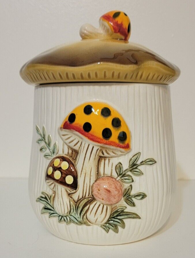 Vtg 1983 Sears Merry Mushroom Canister / Cookie Jar