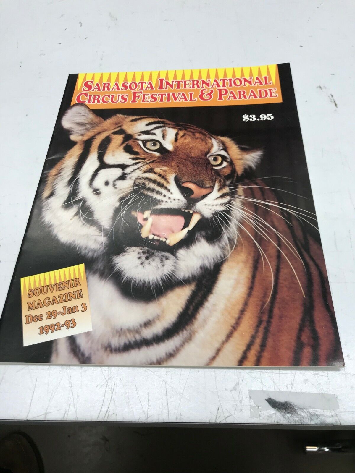 VINTAGE SARASOTA INTERN CIRCUS FESTIVAL & PARADE PROGRAM  1992-93 TIGER ON COVER