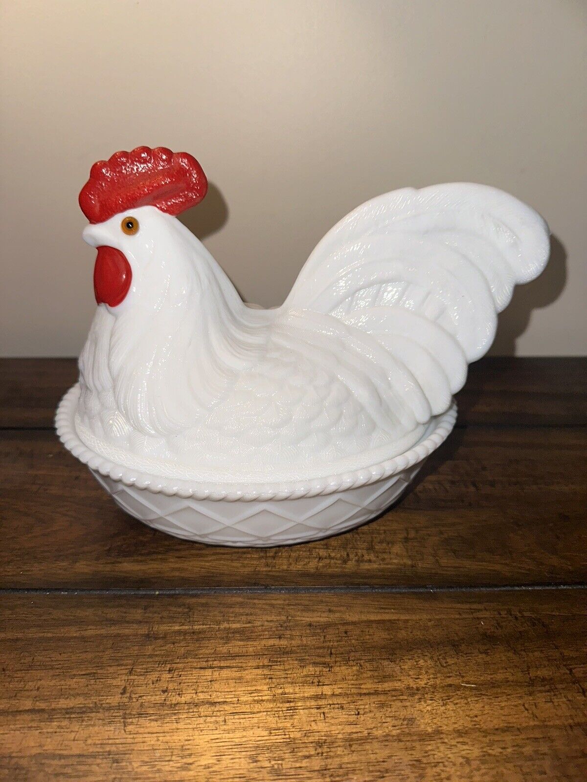 Rare Vintage Westmoreland Milk Glass Red Comb Rooster  Nesting Dish Lace Edge